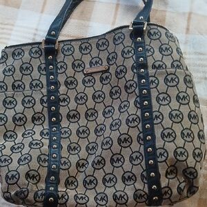 Michael Kors Black and Tan Logo Shoulder Bag